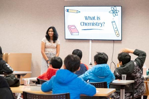 Teaching a What is Chemistry lesson